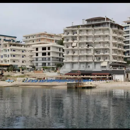 Βeachfront Luxury Apartments Sarande-3