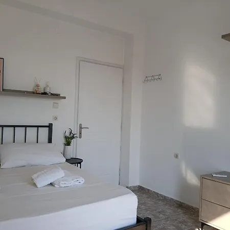 Bel Air Rooms-3