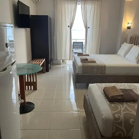 Bluemoon Suites Sarande-3