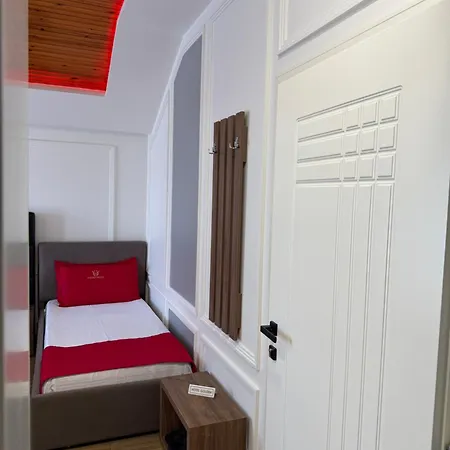 Hotel Golden-3