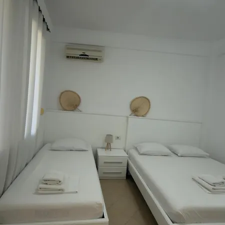 Vila Gjoni-2