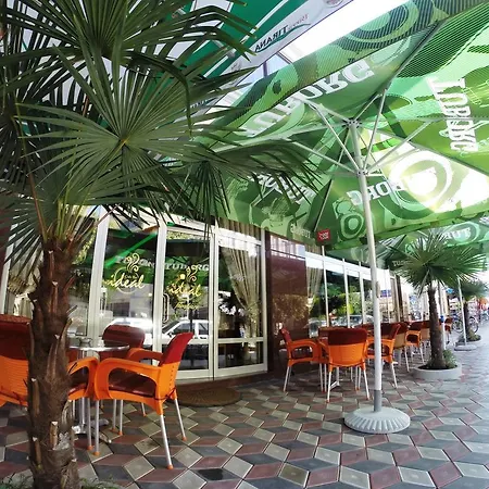 Hotel Ideal-3