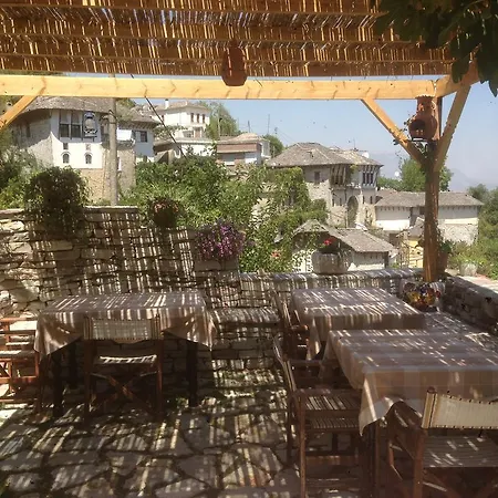 Konaku Guest House-2