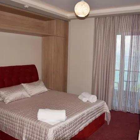 Hotel Pogradeci 2-2