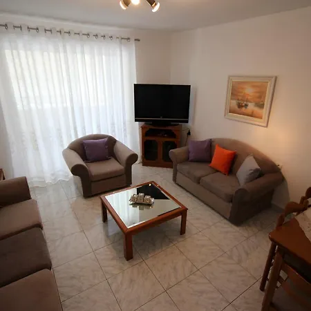 Cozy Apartment-3