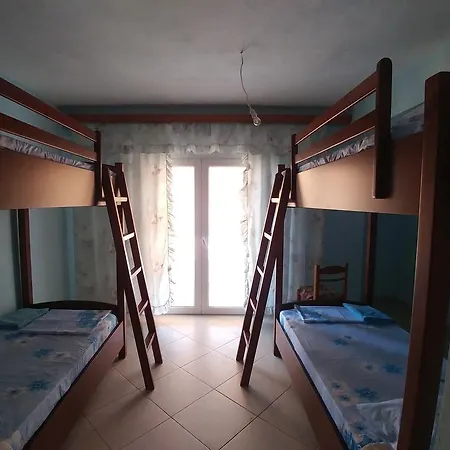 Mona`s Hostel-3