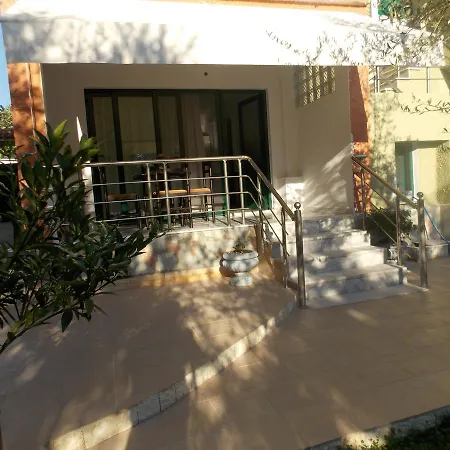 Elvin Apartments-3