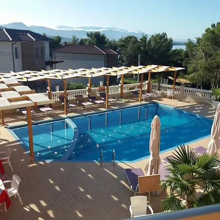 Hotel Gjoci-2