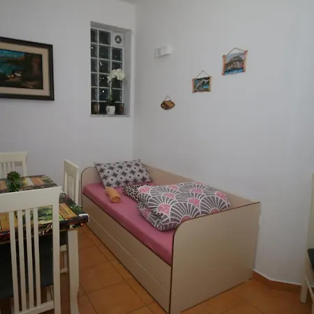 Sweet Living Apartment-2