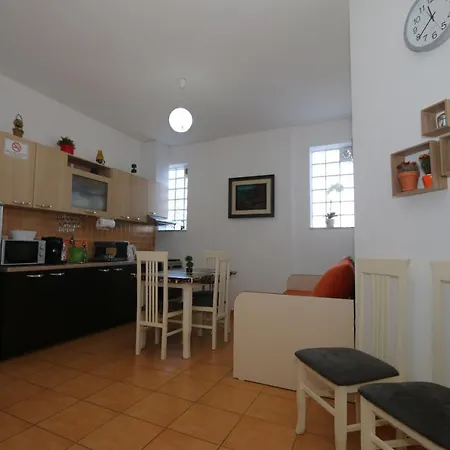 Sweet Living Apartment-3