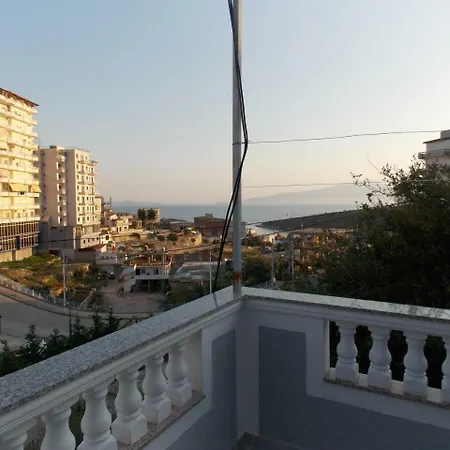 Apartment Dejvi-2