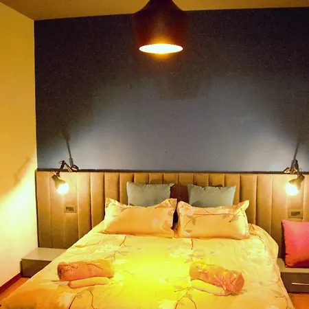Nikki Apartments-2