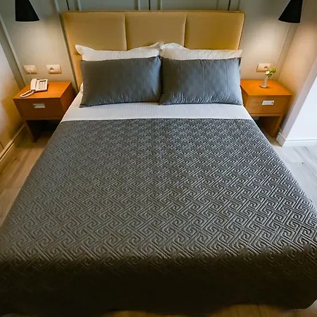 Home Hotel-3