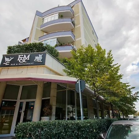 F&M Hotel-2