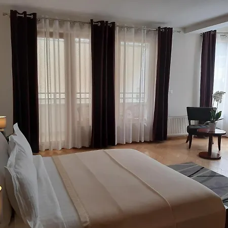 Hotel De Paris-2