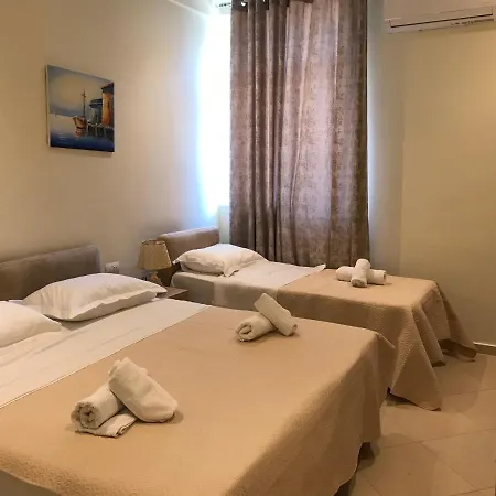 Deni'S Hotel-2