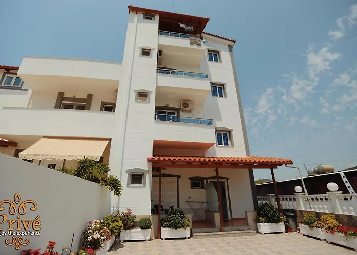 Prive Hotel And Apartment Sarandë
