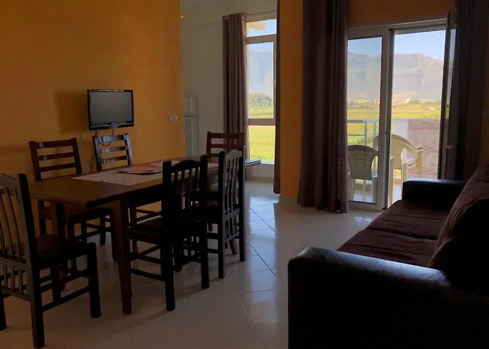 Rainbow Holiday Apartments Vlorë