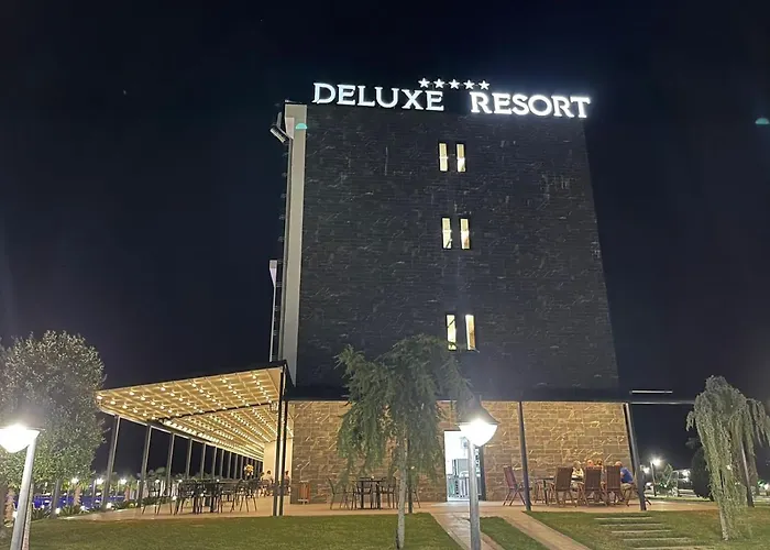 Deluxe Resort And Spa Koplik