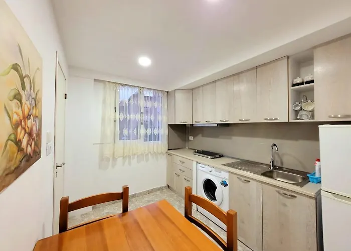 Anis Apartments Sarande