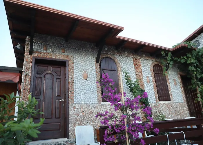Hotel Keshtjella Syni Zi - Bujtine Shëngjin