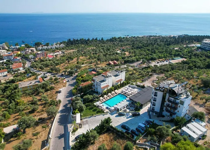 Hoteles en Dhërmi