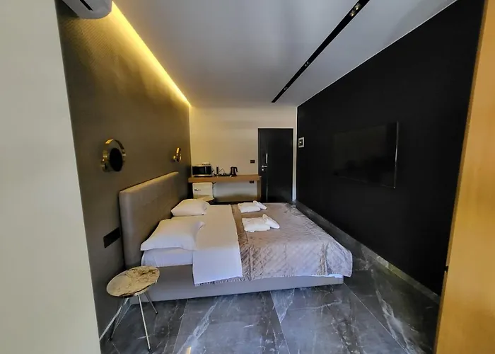 La Mirage Apartment 04 Tirana