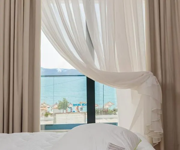 B&B Champagne, Vlore Bay Radhime
