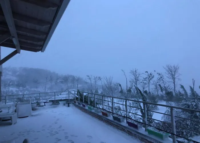 Hilltop Hideaway Elbasan