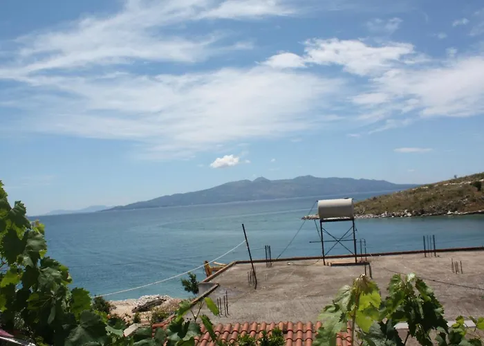 Guesthouse Benardo Sarande