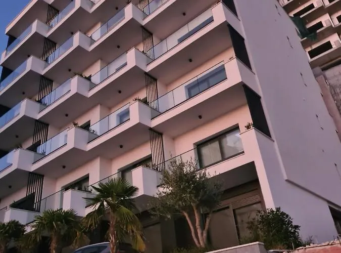 Pet friendly Elite1 5C Apartment Sarande
