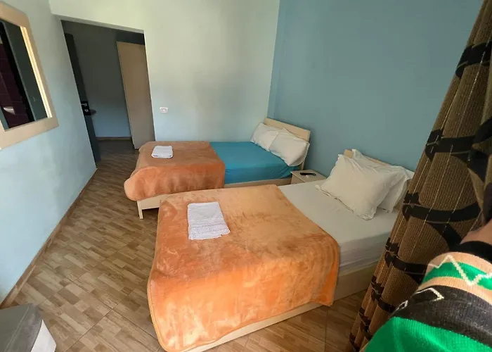 Xhuliano 4 Seasons Hotel Sarande