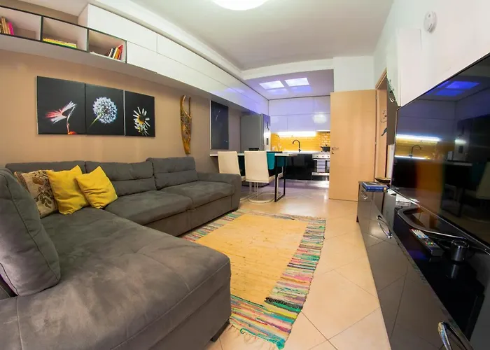 Haustierfreundliches Ferienwohnung La Casa De Soleil Vlorë