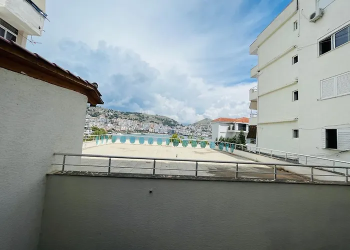 Sea Breeze Guesthouse Sarande