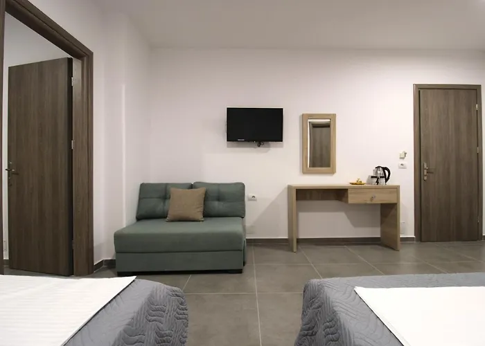 Hotel Villa Adrian Ksamil
