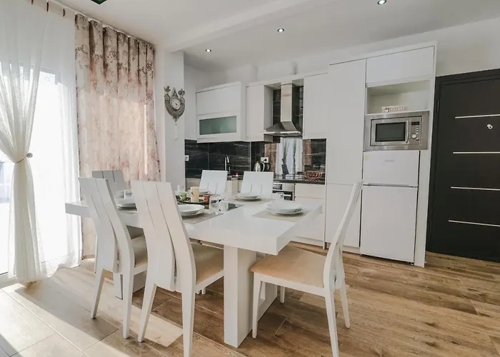 Ferienhäuser in Sarandë