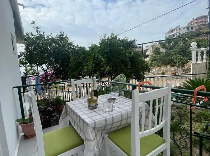 Kevi Guesthouse Sarande