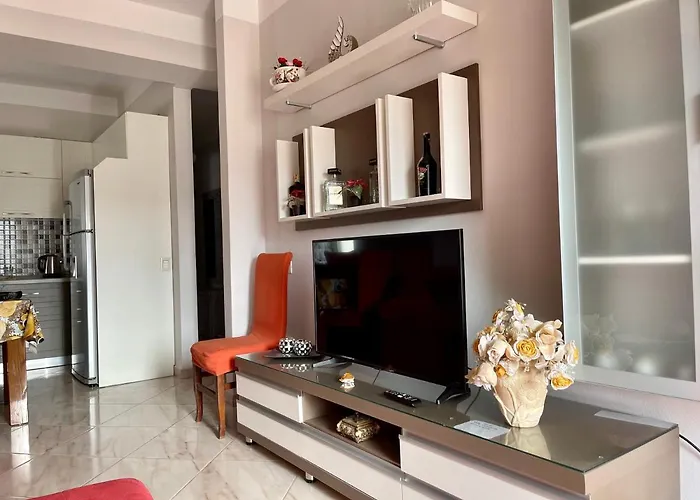 Queen Isabella Premium Hotel Vlore