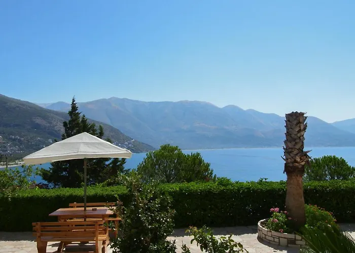 Guest House Suga 1 Qeparo