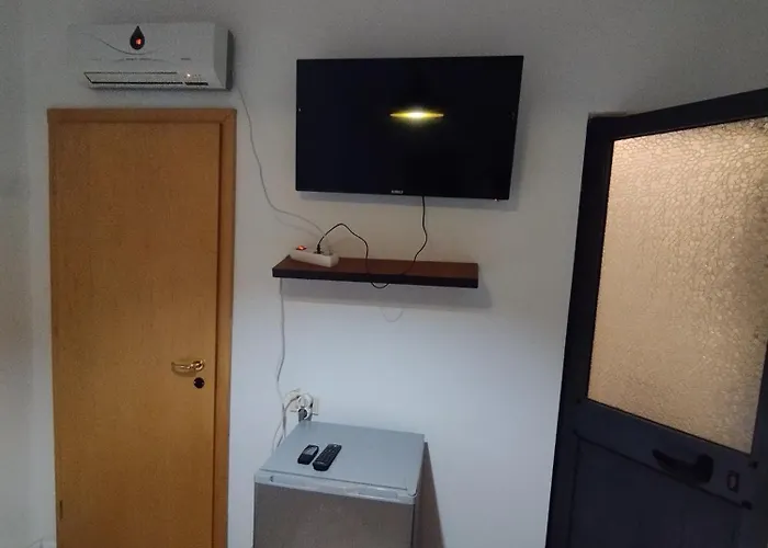 2 Single Bedroom Tirana
