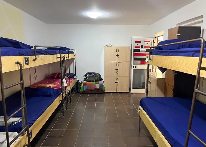 Milingona City Center Hostel Tirana
