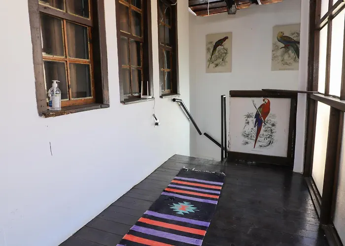 Albergue Edward Lear Berat