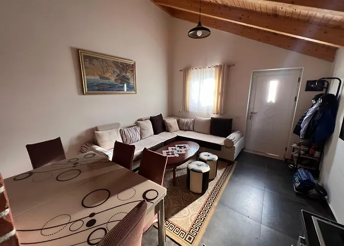 Guest Rooms Arbri Vlore
