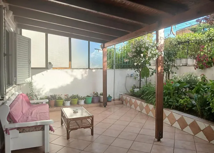 Goni Guest House Sarande