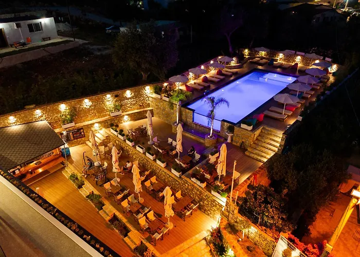 Memaj Hotel Ksamil