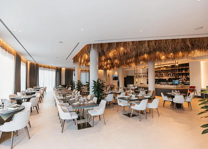 Mazarine Hotel, Vlore, Albania Radhimë