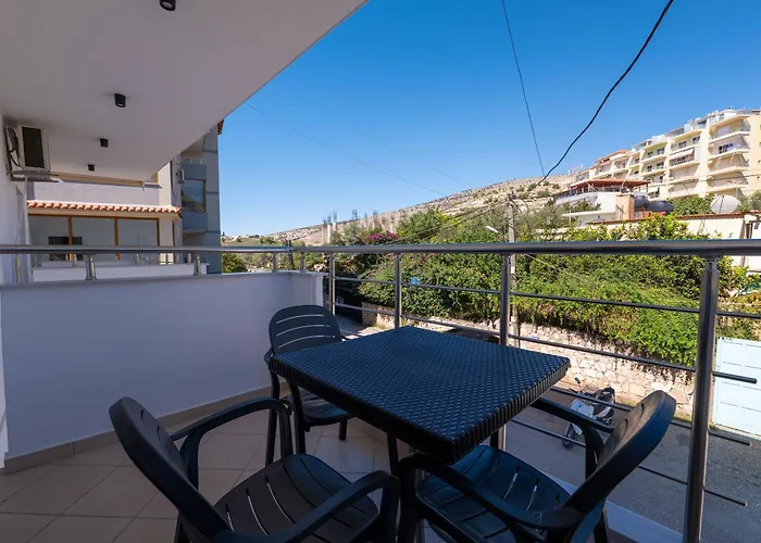 Erioni Comfort Hotel Sarandë