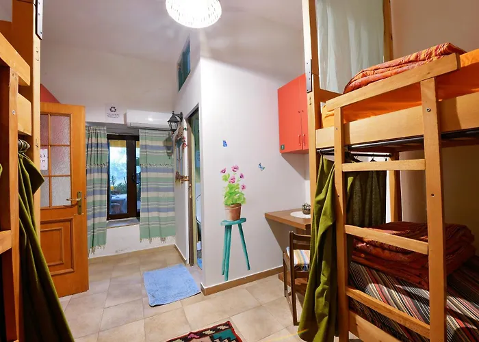 Mi Casa Es Tu Casa - Shkodra Backpackers Hostel
