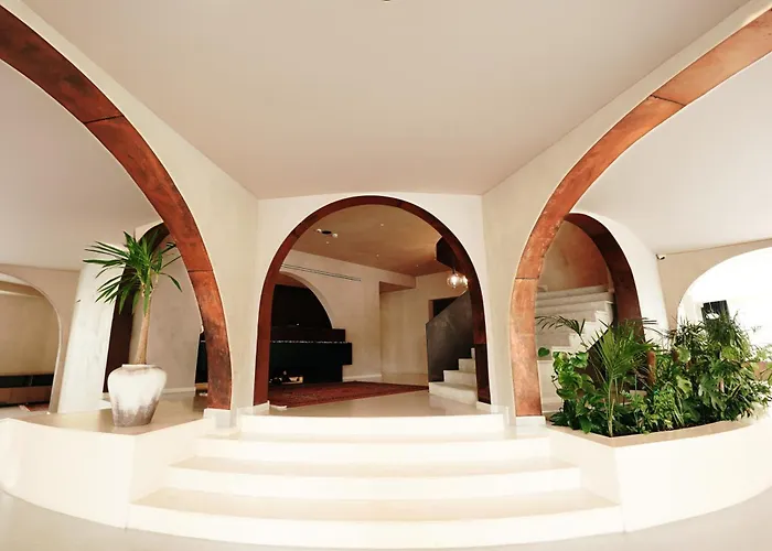 Flower Hotels&Resorts Golem  mit 5 Sternen