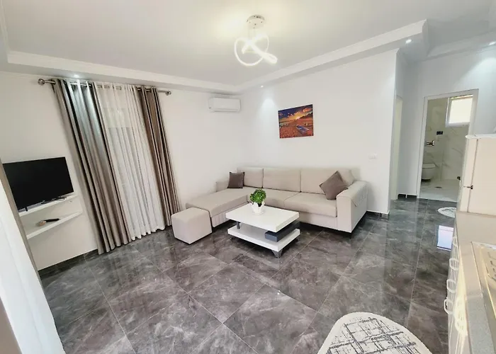 Vila Makla Sarandë